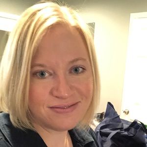 Meet your Posher, Laurel